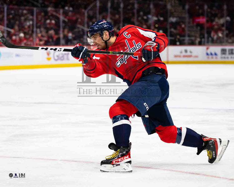 908 Tom Wilson Ice Hockey Player Stock Photos, High-Res Pictures