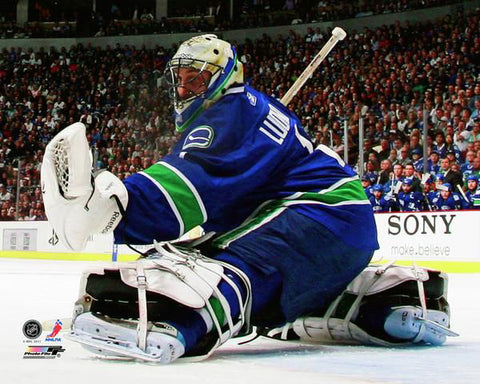 Roberto Luongo "Glove Save Classic" (2011) Vancouver Canucks Goalie Premium Poster Print - Photofile Inc.