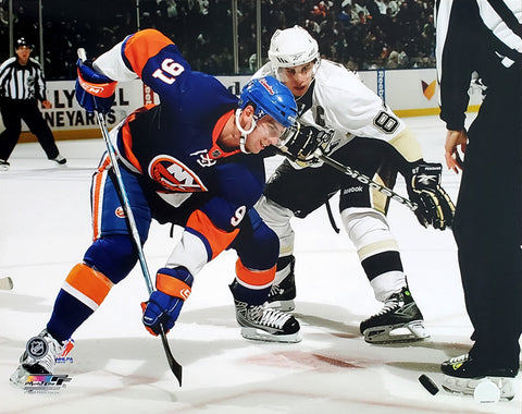 John Tavares vs Sidney Crosby "Faceoff 2009" New York Islanders Poster Print - Photofile 16x20