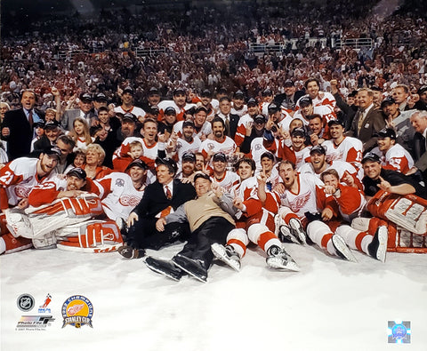 Detroit Red Wings 2002 Stanley Cup Celebration Premium Poster Print - Photofile