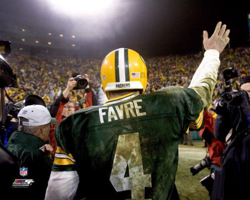 Brett Favre "Farewell" (2006) Green Bay Packers Premium Poster Print - Photofile