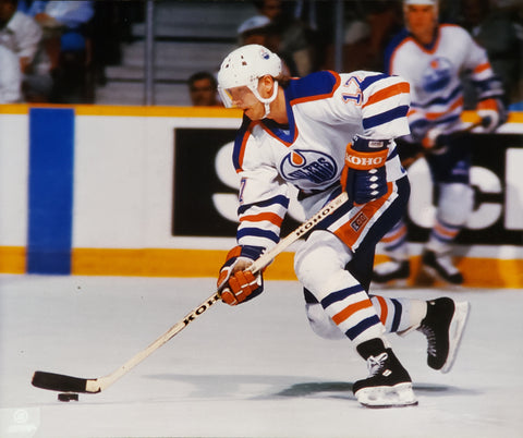 Jari Kurri "Oilers Classic" (1988) Edmonton Oilers Premium Poster Print - Photofile Inc.