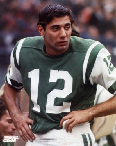 1965: Broadway Joe Namath becomes a Jet