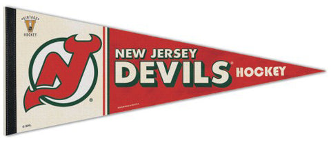 New Jersey Devils NHL Vintage Hockey 1980s-Style Premium Felt Collector's Pennant - Wincraft