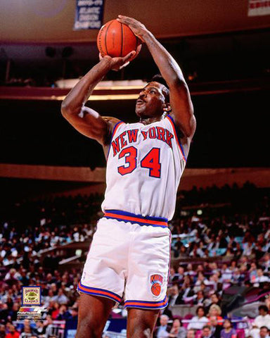 Charles Oakley "MSG Prime" (1991) New York Knicks Basketball Premium Poster Print - Photofile Inc.